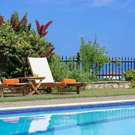 Villa Siriti